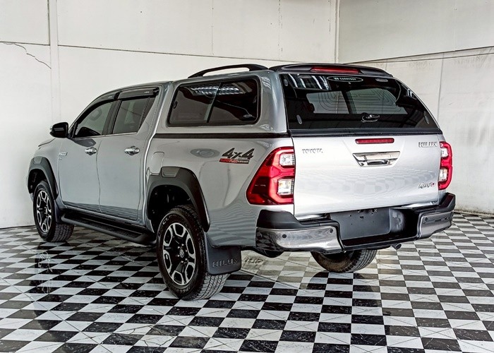 Used 10
                    TOYOTA
                     for Sale Image