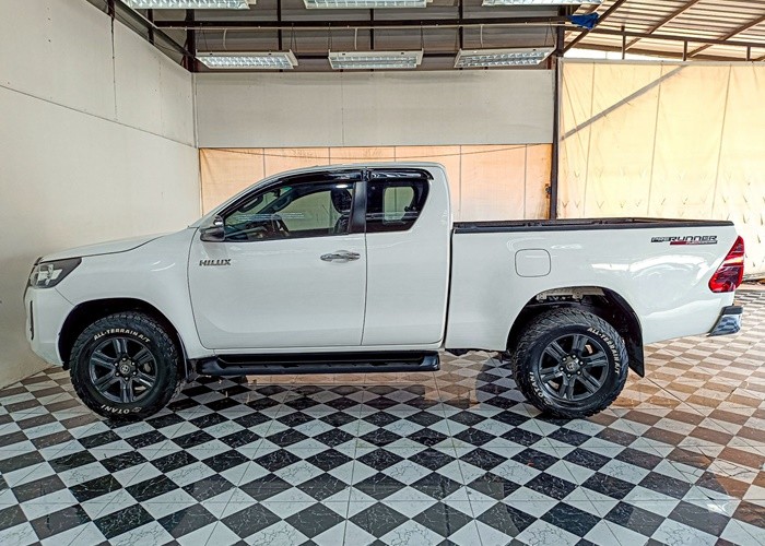 Used 6
                    TOYOTA
                     for Sale Image