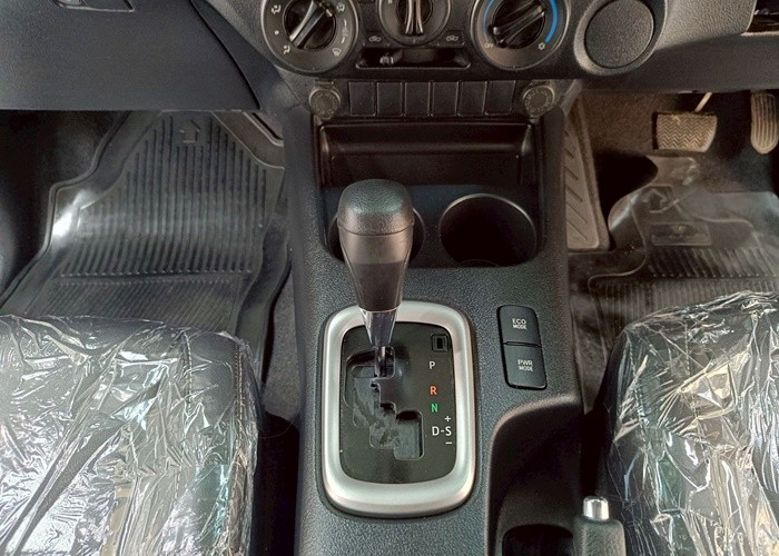 Used 6
                    TOYOTA
                     for Sale Image