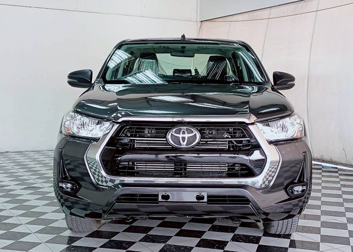 Used 10
                    TOYOTA
                     for Sale Image
