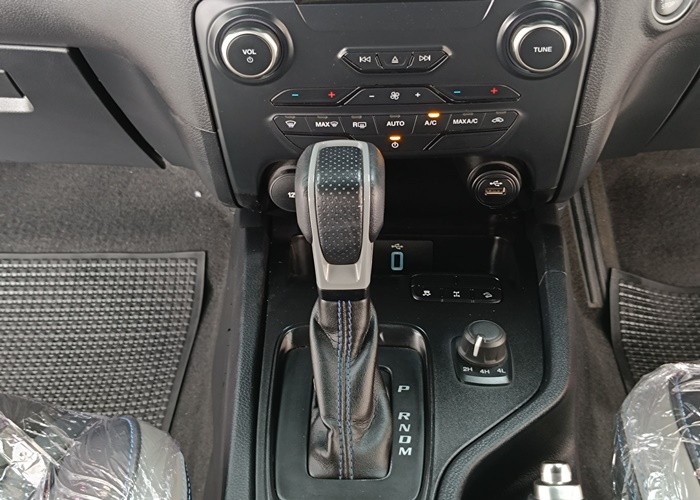 Used 8
                    FORD
                     for Sale Image