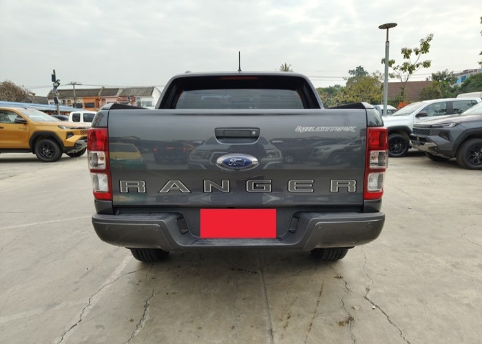 Used 12
                    TOYOTA
                     for Sale Image