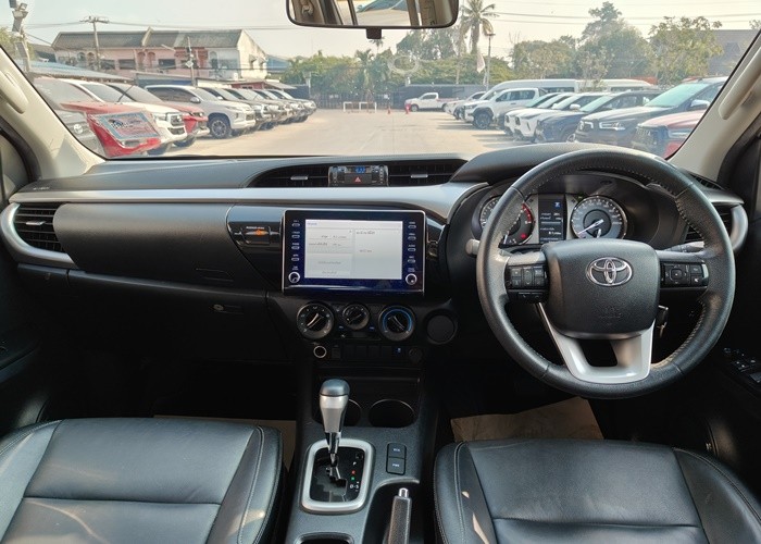 Used 10
                    TOYOTA
                     for Sale Image
