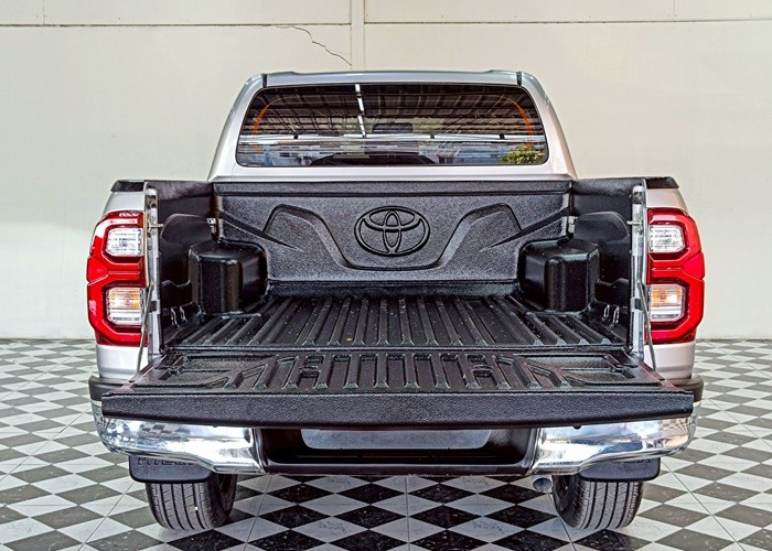 Used 12
                    TOYOTA
                     for Sale Image