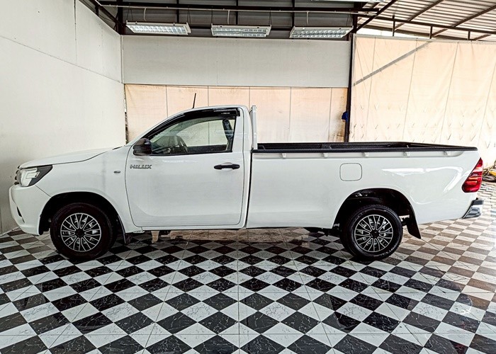 Used 6
                    TOYOTA
                     for Sale Image