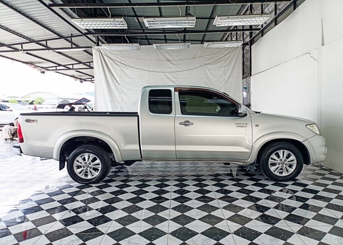 Used 7
                    TOYOTA
                     for Sale Image