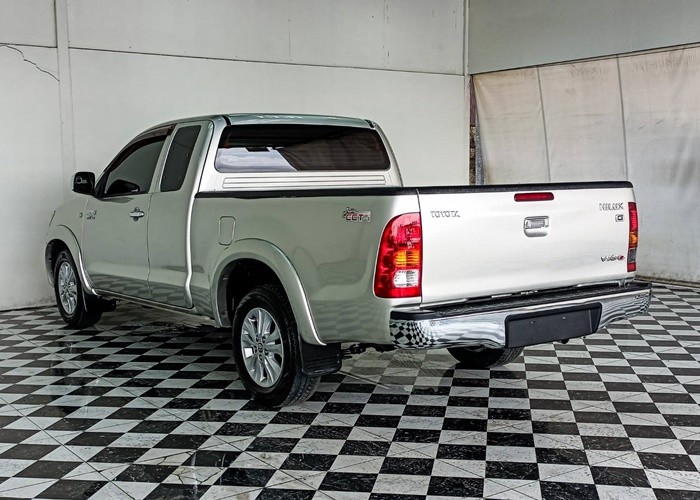 Used 7
                    TOYOTA
                     for Sale Image