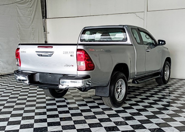 Used 7
                    TOYOTA
                     for Sale Image