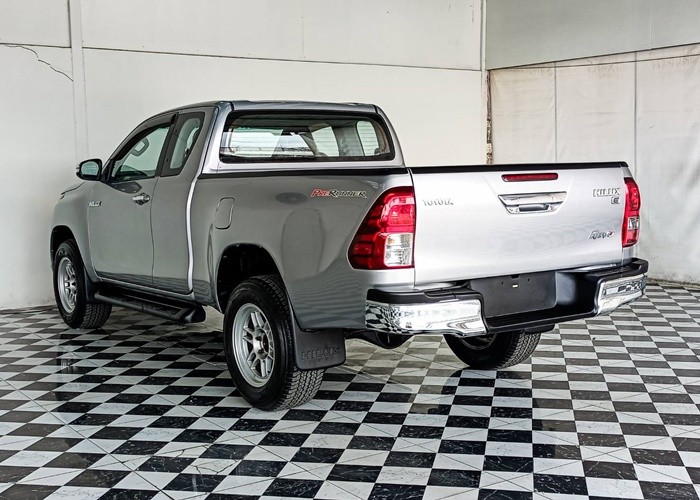 Used 7
                    TOYOTA
                     for Sale Image