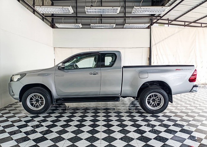 Used 7
                    TOYOTA
                     for Sale Image