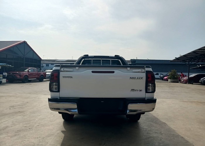 Used 5
                    TOYOTA
                     for Sale Image