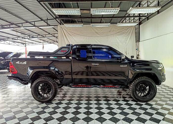 Used 11
                    KIA
                     for Sale Image