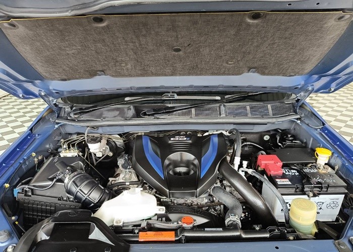 Used 6
                    ISUZU
                     for Sale Image