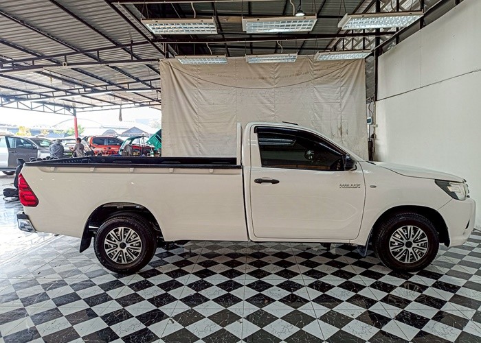 Used 5
                    TOYOTA
                     for Sale Image