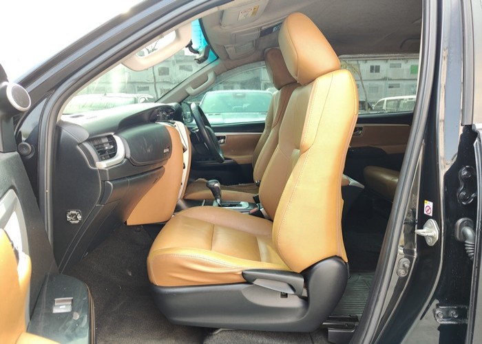 Used 4
                    TOYOTA
                     for Sale Image