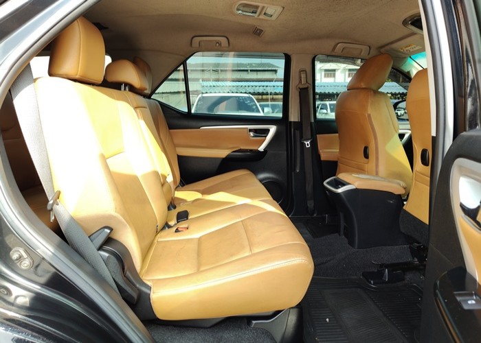 Used 4
                    TOYOTA
                     for Sale Image