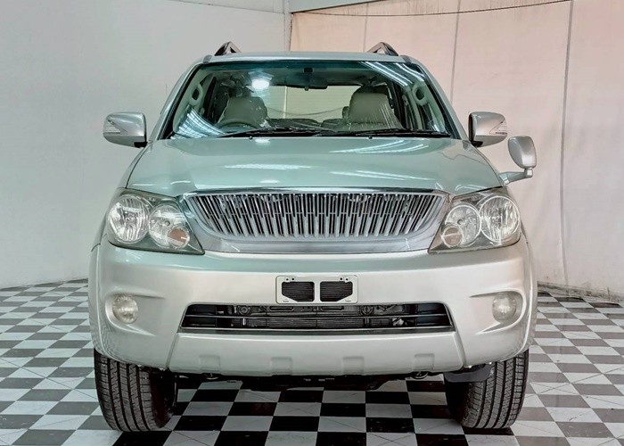 Used 5
                    TOYOTA
                     for Sale Image