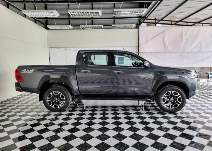 Used 1
                    TOYOTA
                     for Sale Image