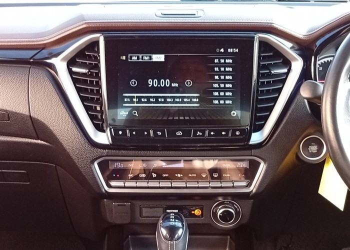 Used 11
                    ISUZU
                     for Sale Image