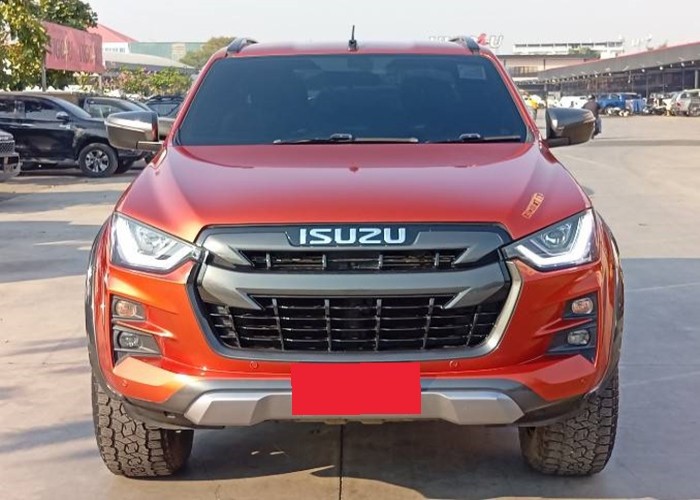 Used 11
                    ISUZU
                     for Sale Image