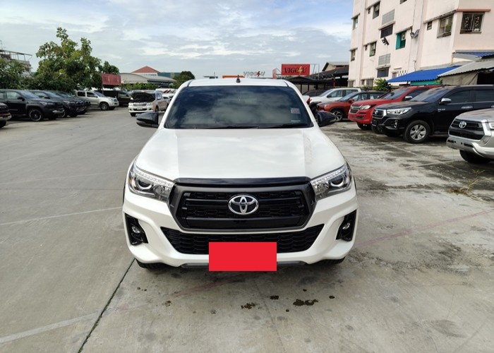 Used 5
                    TOYOTA
                     for Sale Image