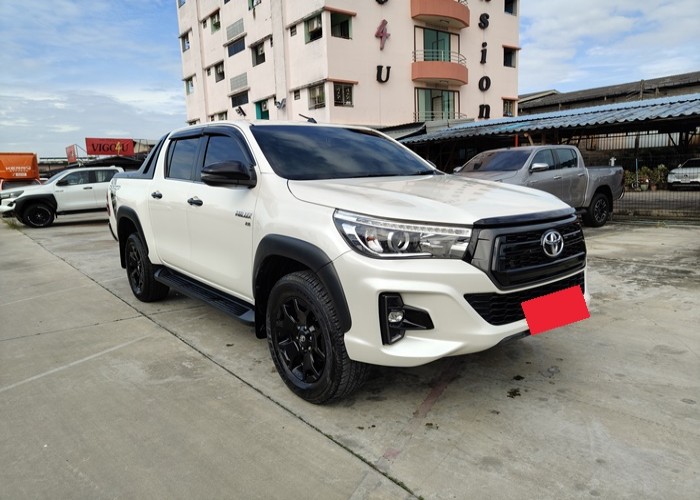 Used 5
                    TOYOTA
                     for Sale Image