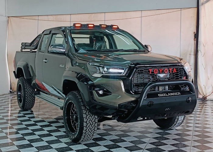 Used 7
                    TOYOTA
                     for Sale Image