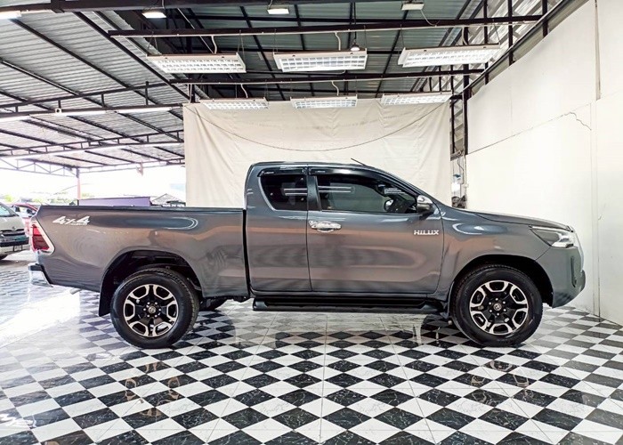 Used 6
                    TOYOTA
                     for Sale Image