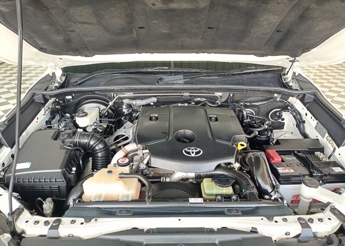 Used 5
                    TOYOTA
                     for Sale Image