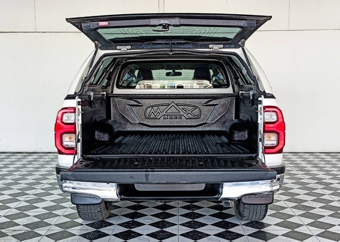 Used 5
                    TOYOTA
                     for Sale Image