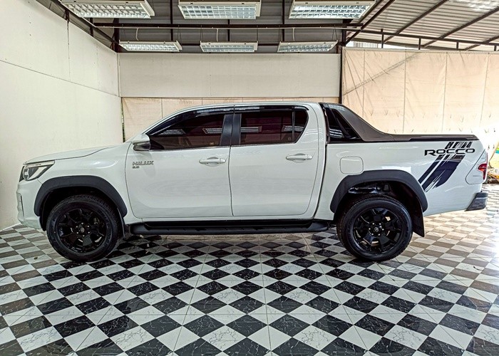 Used 10
                    TOYOTA
                     for Sale Image