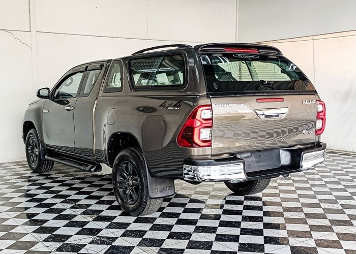 Used 9
                    TOYOTA
                     for Sale Image