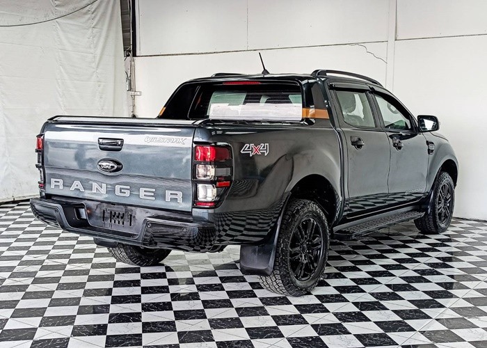 Used 7
                    FORD
                     for Sale Image