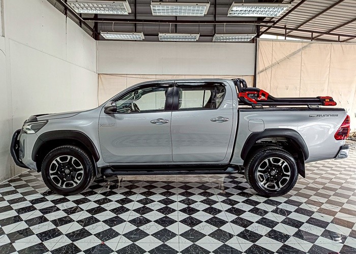 Used 10
                    TOYOTA
                     for Sale Image