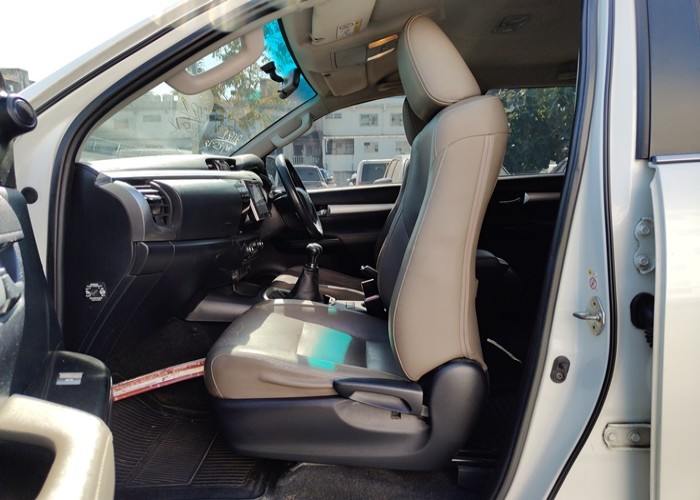 Used 9
                    TOYOTA
                     for Sale Image