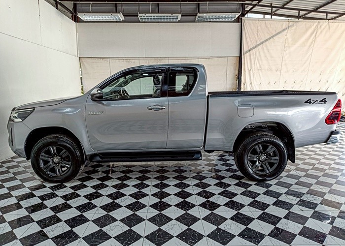 Used 10
                    TOYOTA
                     for Sale Image