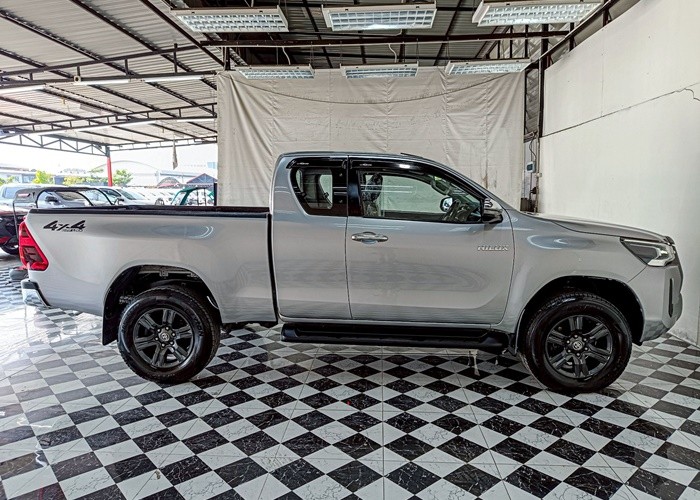 Used 10
                    TOYOTA
                     for Sale Image