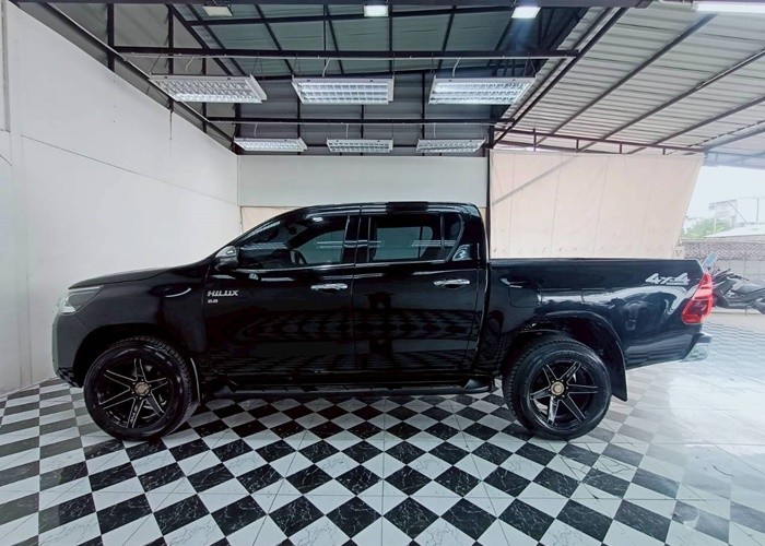 Used 4
                    TOYOTA
                     for Sale Image