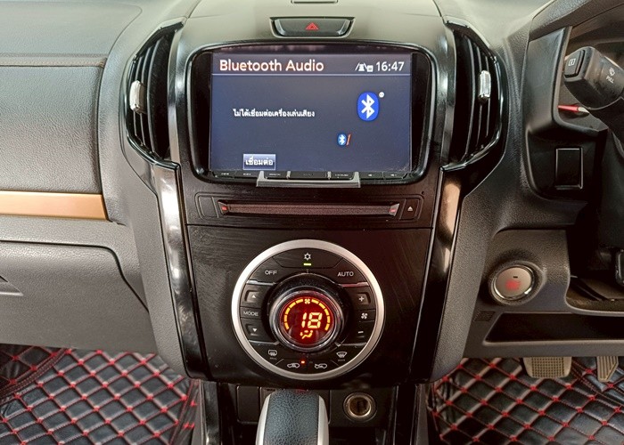 Used 10
                    ISUZU
                     for Sale Image