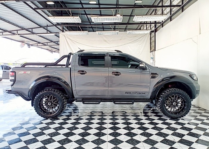 Used 10
                    FORD
                     for Sale Image