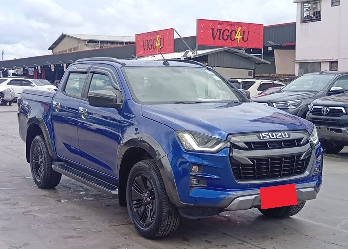 Used 2
                    ISUZU
                     for Sale Image