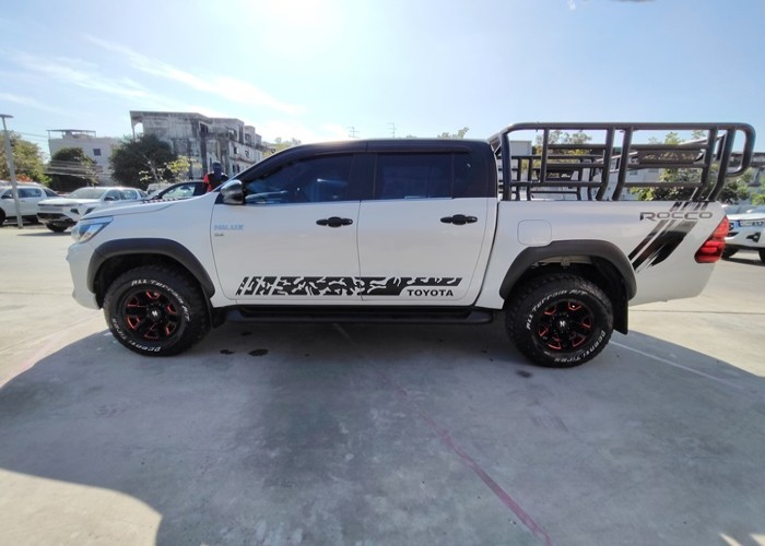 Used 7
                    TOYOTA
                     for Sale Image