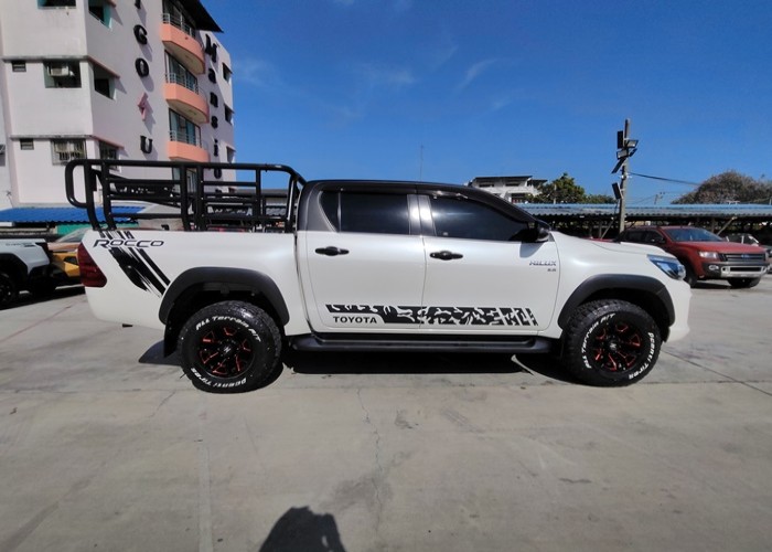 Used 7
                    TOYOTA
                     for Sale Image