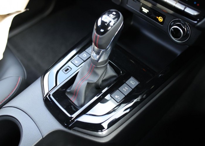 Used 1
                    ISUZU
                     for Sale Image