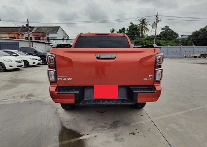 Used 2
                    ISUZU
                     for Sale Image