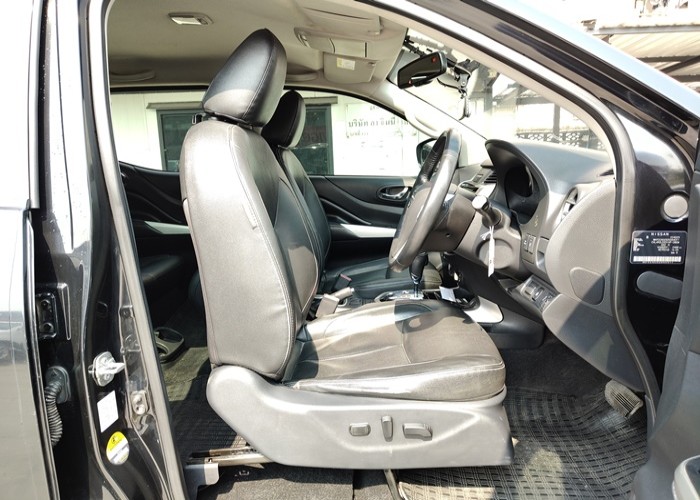 Used 7
                    NISSAN
                     for Sale Image