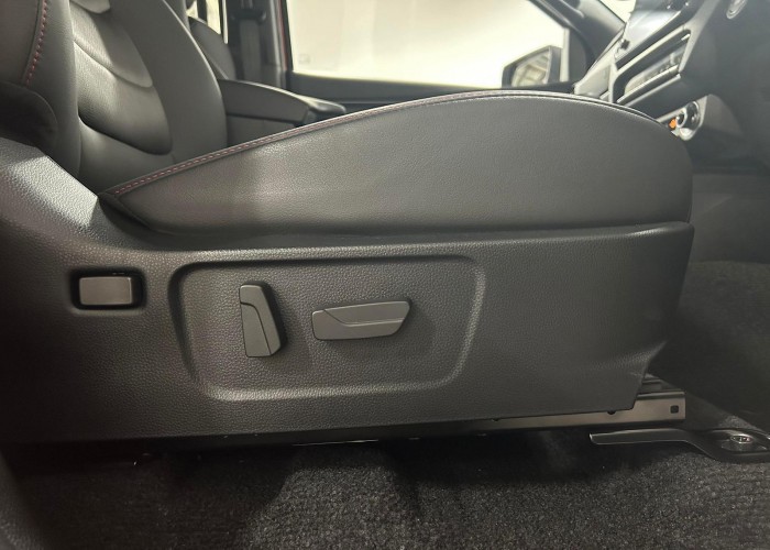 Used 1
                    ISUZU
                     for Sale Image