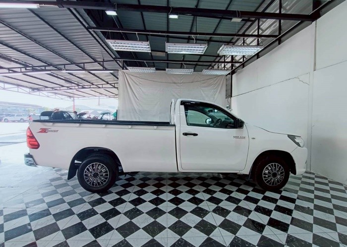 Used 11
                    TOYOTA
                     for Sale Image